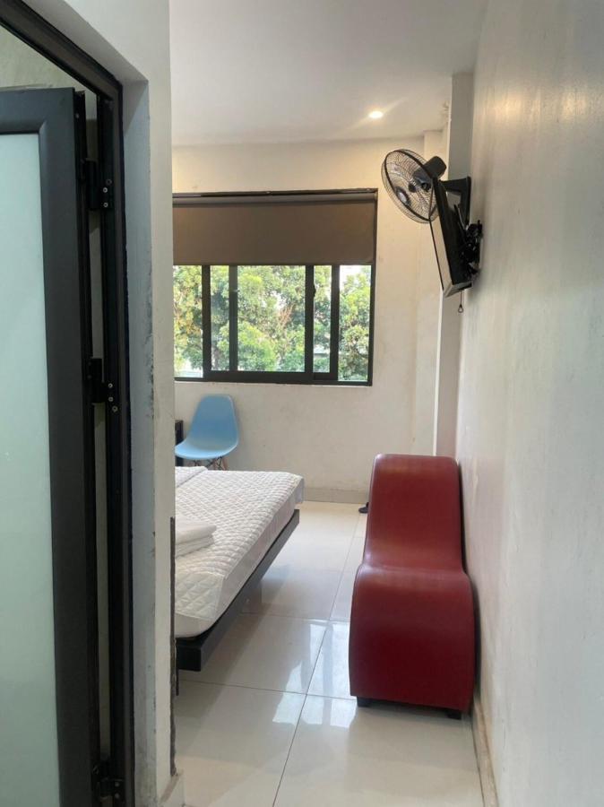 Yen Hoa Motel Hanoi Zewnętrze zdjęcie